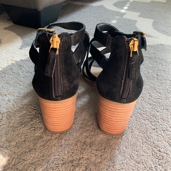 Franco Sarto Strappy Sandals - Picture 5 of 8